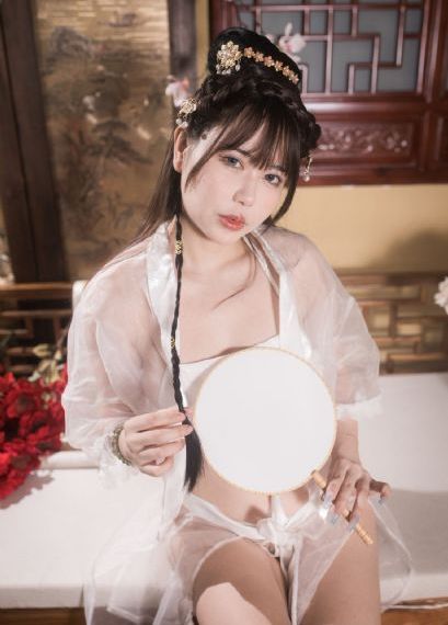 爱戴