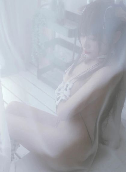 扒开双腿猛进入18p视频