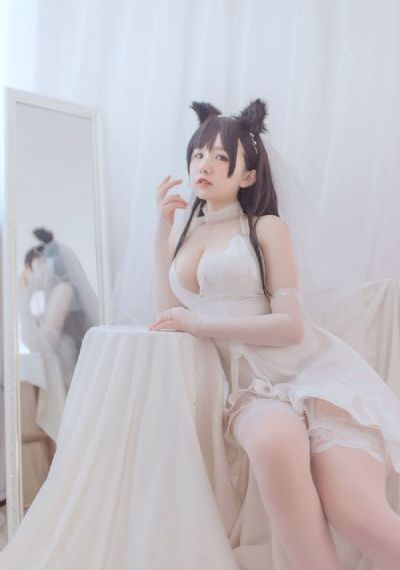 住在隔壁的女孩
