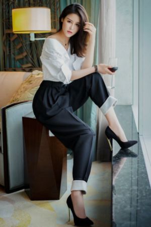 你比星光美丽免费播放电视剧